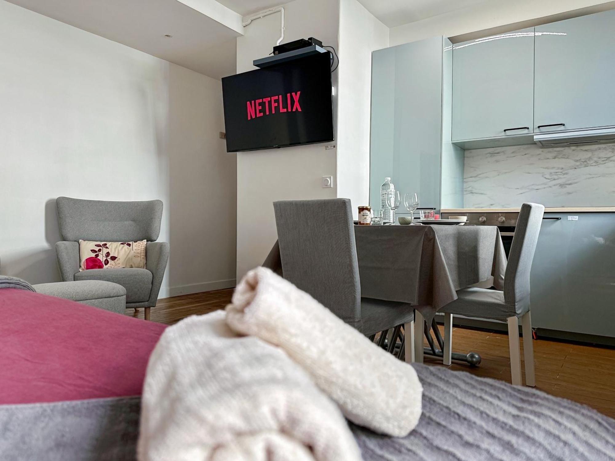 Appartement Entier Calme - Parking Free - Proche Paris Et Chateau - Wifi Hd Vincennes Kültér fotó